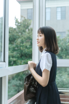 宝宝对准坐下来自己弄的意义